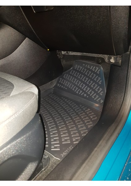 Ford Fiesta 3D Siyah Havuzlu Paspas 2018 ve Sonrası modelleri