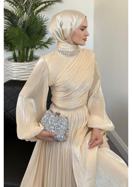 Cyrus Boynu Taşlı Krem(KEMERSİZDİR) modelleri