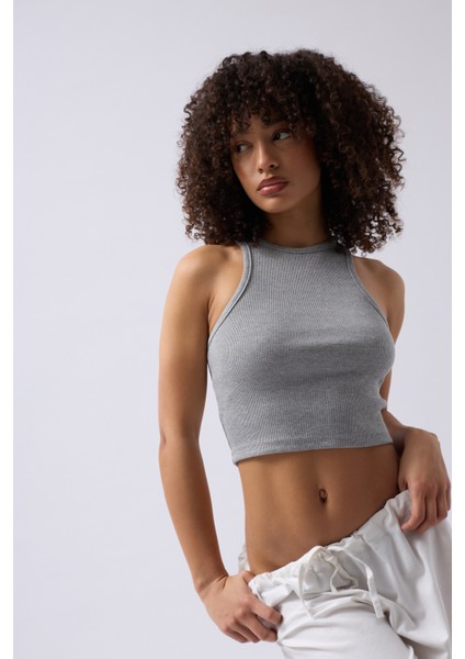 Halter Yaka Gri Crop fırsatları