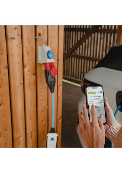 Çantalı Standart Plus 32A 2.8-22KW 7.5m Ev Prizli Wifi+Bluetooth Monofaze & Trifaze Ac Mobil Şarj (Wallbox)