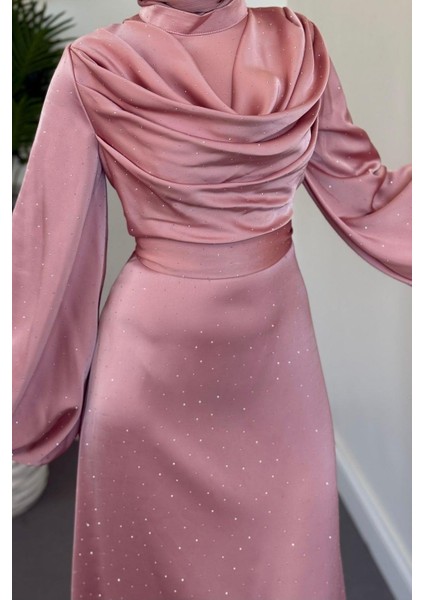 Areka Taşlı Kuyruklu Degaje Yaka Abiye Pudra modelleri