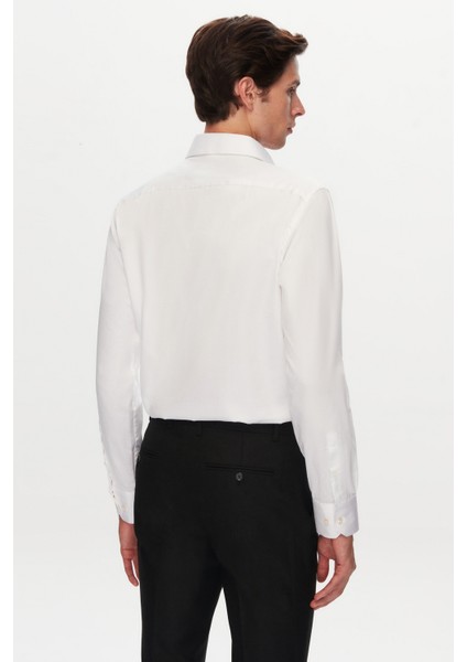 Ds Damat Slim Fit Beyaz Düz Nano Care Gömlek modelleri