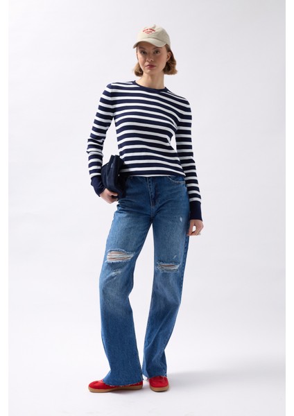 Bisiklet Yaka Çizgili Beyaz-Lacivet Bluz fiyatları