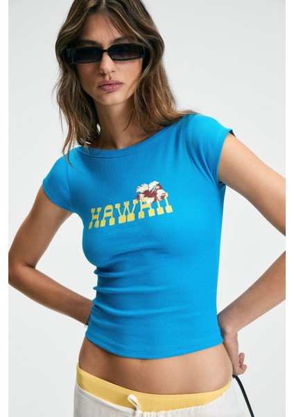 ZEPHY Kadın Kayık Yaka Kısa Kollu Önü Baskı Detaylı Slim Mavi T-Shirt
