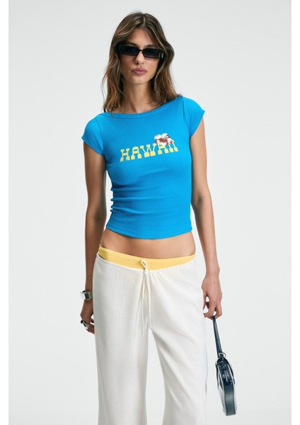ZEPHY Kadın Kayık Yaka Kısa Kollu Önü Baskı Detaylı Slim Mavi T-Shirt modelleri