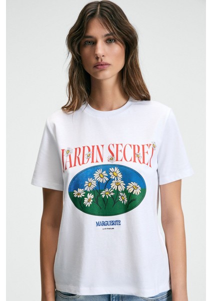 KARIVA Kadın Bisiklet Yaka Kısa Kollu Ön Baskı Detaylı Regular Fit Beyaz T-Shirt