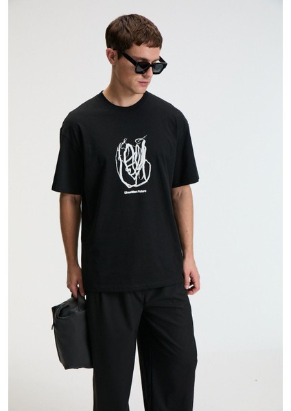 POP Erkek %100 Pamuk Oversize Fit Baskılı Kısa Kollu Yuvarlak Yakalı Siyah T-Shirt fırsatları