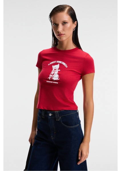 YELVANE Kadın %100 Pamuk Bisiklet Yaka Baskılı Regular Fit Kırmızı T-Shirt fiyatları