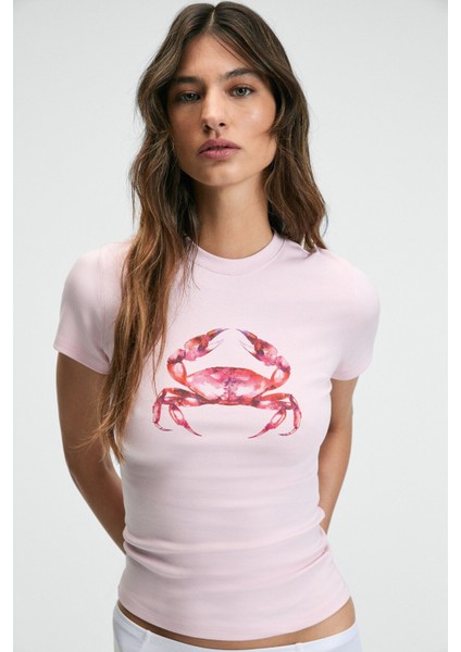 ATHEA Kadın Bisiklet Yaka Kısa Kollu Önü Baskılı Slim Pembe T-Shirt
