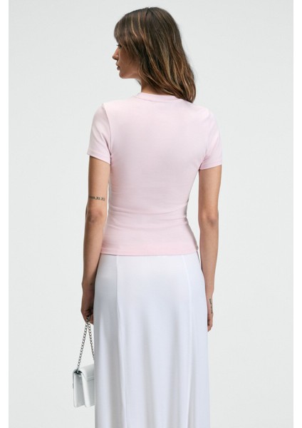 ATHEA Kadın Bisiklet Yaka Kısa Kollu Önü Baskılı Slim Pembe T-Shirt