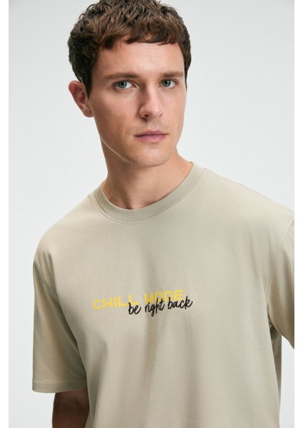FRESH Erkek %100 Pamuk Oversize Fit Baskılı Kısa Kollu Yuvarlak Yakalı Taş Rengi T-Shirt modelleri