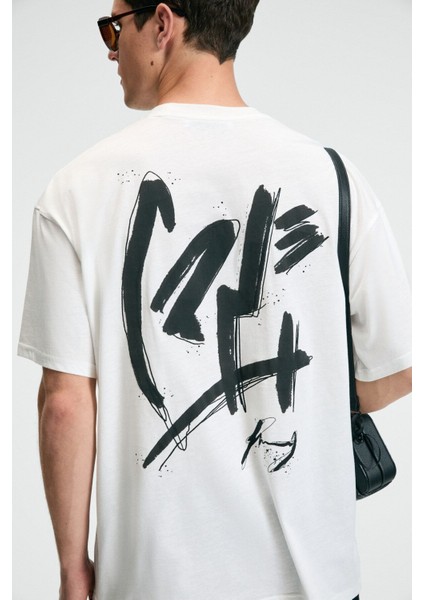 POP Erkek %100 Pamuk Oversize Fit Baskılı Kısa Kollu Yuvarlak Yakalı Ekru T-Shirt