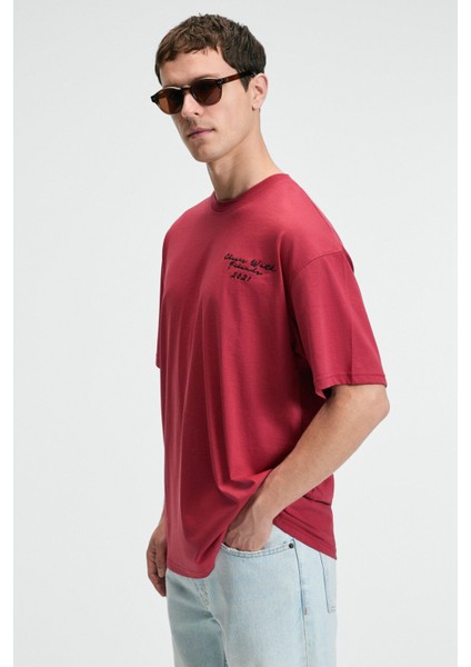 TREAT Erkek Oversize %100 Pamuk Baskılı Yuvarlık Yaka Kırmızı T-Shirt modelleri