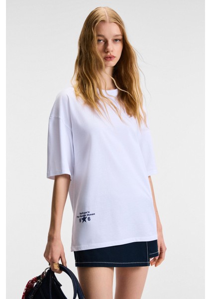 Tavena Kadın Pamuk Baskılı Oversize Fit Kısa Kollu Yuvarlak Yaka Beyaz T-Shirt fiyatları