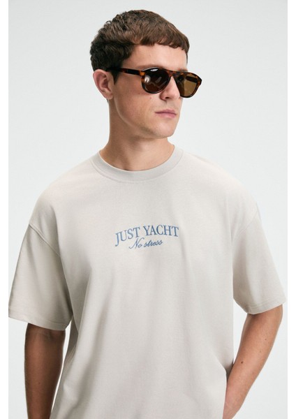 VEYRON Erkek %100 Pamuk Oversize Fit Baskılı Kısa Kollu Yuvarlak Yakalı Bej T-Shirt modelleri