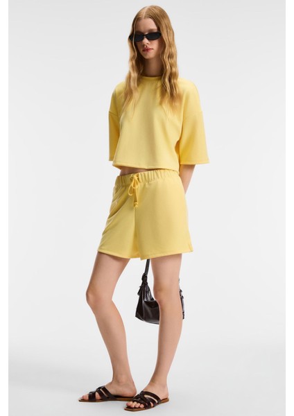 NUA Kadın Esnek Kumaşlı Kordonlu Comfort Fit Sarı Şort