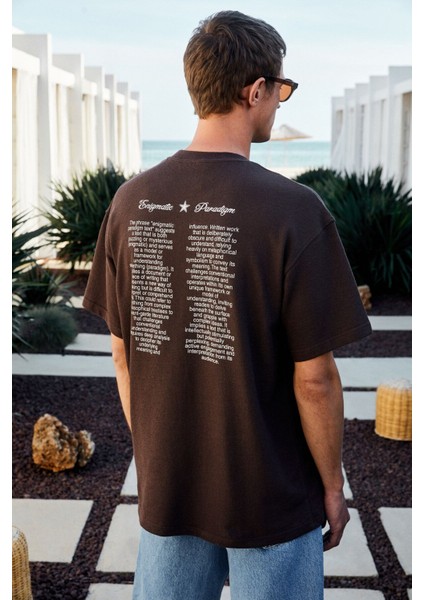 BENZO Erkek Ön Arka Baskı Detaylı %100 Organik Pamuk Oversize Kısa Kollu Koyu Kahverengi T-Shirt