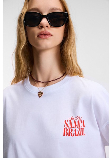 Feylora Kadın Pamuk Oversize Fit Baskı Detaylı Kısa Kollu Bisiklet Yaka Beyaz T-Shirt