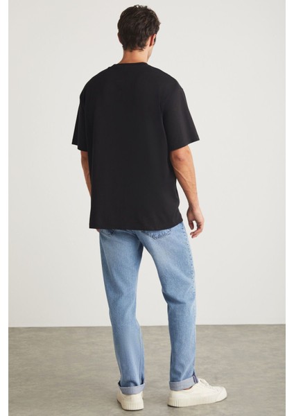 Harald Erkek Bisiklet Yaka %100 Pamuk Baskı Detaylı Siyah T-shirt