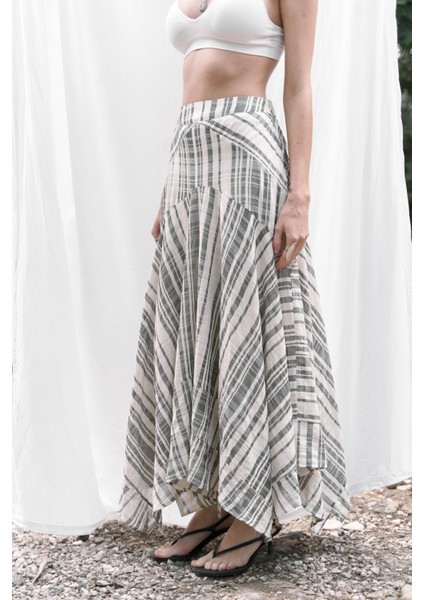 Peigi Çizgili Parçalı Siyah Midi Etek fırsatları