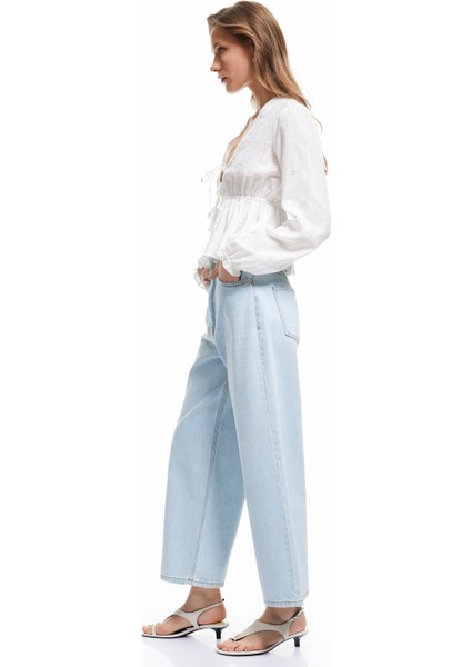 Pamuklu Düğmeli Cepli Normal Bel Crop Geniş Paça Jean Pantolon - Wide Leg Jean fiyatları