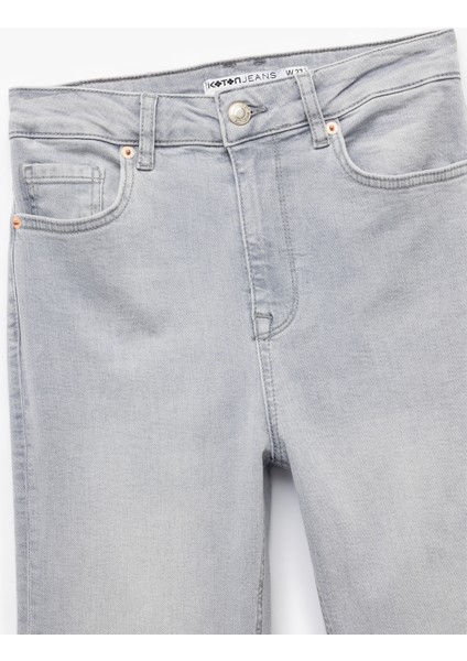 Yüksek Bel Dar Kalıp Düğmeli Cepli Ispanyol Paça Crop Jean Pantolon - Flare Jeans