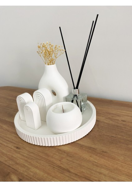 Dekoratif Tepsi Seti – 7 Parça | Beyaz Modern Obje, Vazo, Mum ve Koku Şişesi fiyatları