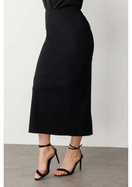 Yırtmaç Görünümlü Uzun Etek fırsatları