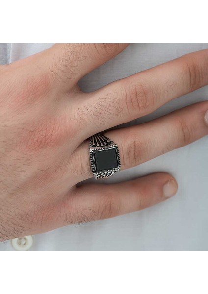 Gümüş Oniks Taşlı Taç Desenli Erkek Yüzük - 20 fırsatları
