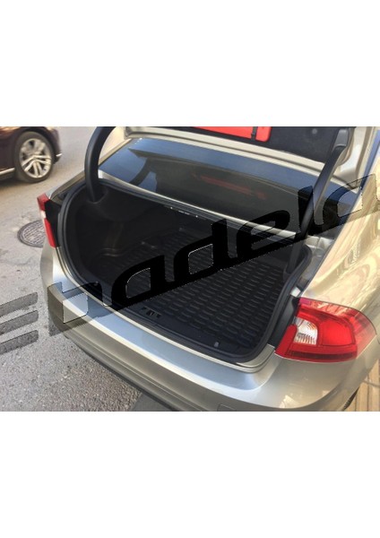 Volvo S60 Sedan 2011-2018 Arası 3D Kauçuk Bagaj Havuzu
