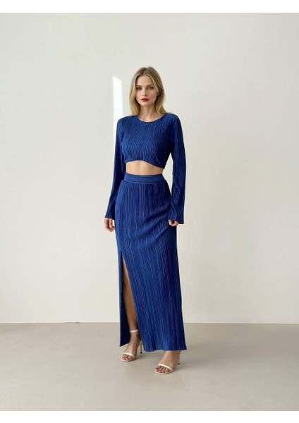 Kadife Crop Üstü & Yırtmaçlı Uzun Etek Takım modelleri