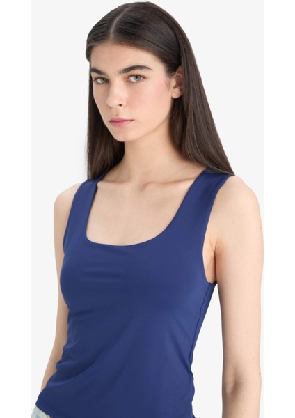 Slim Fit Dar Kesim Basic Düz Kare Yaka Atlet C2622AX25SP modelleri