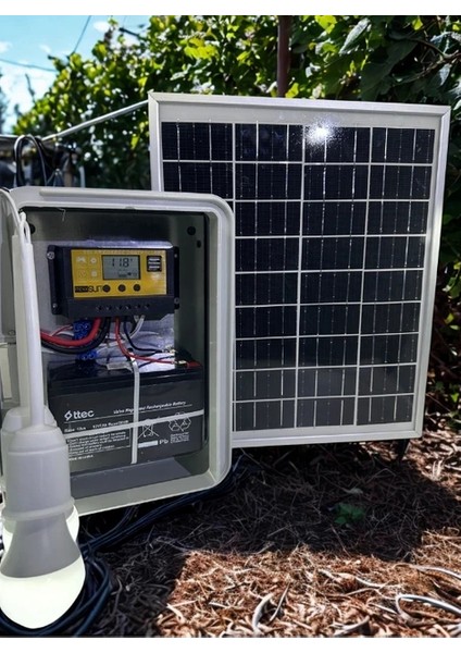 Çoban ve Hayvancılıkla Uğraşanlar Için Taşınabilir Güneş Enerjili Aydınlatma ve Telefon Şarj Seti