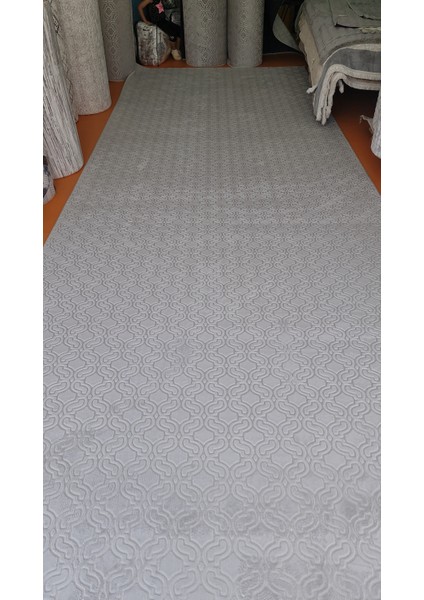 Konforsa Gri Embos Kabartma Desenli Halı – Kaymaz Tabanlı, Yıkanabilir, Yumuşak Doku indirimleri