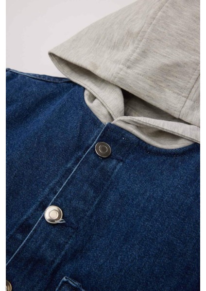 Erkek Bebek Kapüşonlu Cepli Düğmeli Jean Ceket E0285A525SP modelleri
