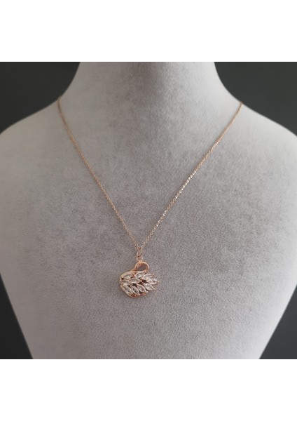 Çelik Bakır Renk Taşlı Kuğu Detay Kadın Kolye fiyatları