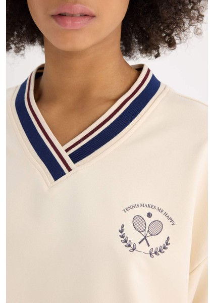 DeFacto Fit Oversize Geniş Kalıp V Yaka Baskılı Sporcu Sweatshirt D7135AX25SP