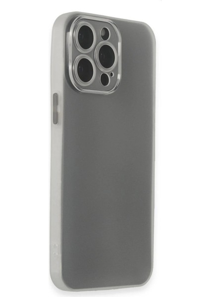 Newface iPhone 15 Pro Max Kılıf Puma Silikon - Şeffaf