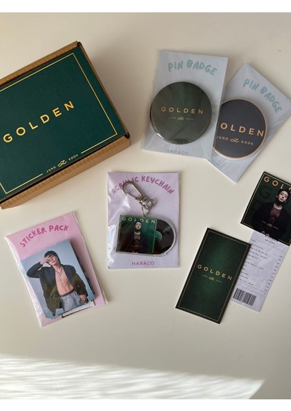 Elite Bts Jungkook Golden Album Set ( Rozet, Anahtarlık, Sticker Paketi ) 1 Adet