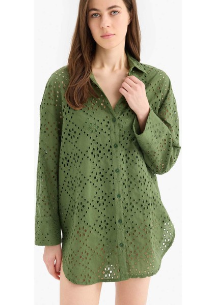 Regular Fit Pamuklu Brode Plaj Gömleği-Fall in Love C0506AX25SM fırsatları
