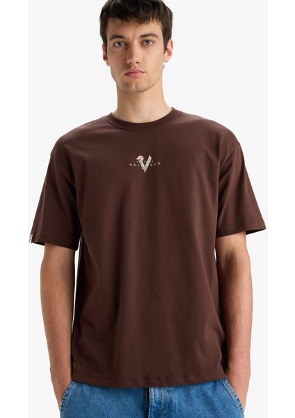 %100 Pamuk Vikings Valhalla Comfort Regular Fit Rahat Kalıp Bisiklet Yaka Sırt Baskılı Kısa Kollu Tişört B5533AX25SP modelleri