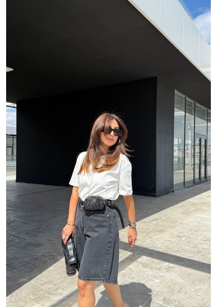 Yıkamalı Geniş Kalıp Boyfriend Şort