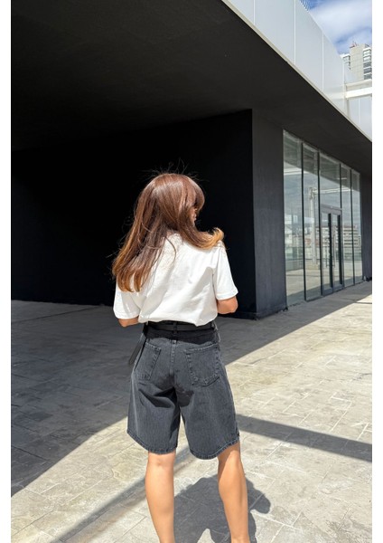 Yıkamalı Geniş Kalıp Boyfriend Şort