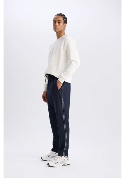 Fit Sporcu Jogger Eşofman Altı Slim Fit Dar Kesim Standart Paça Skuba Dalgıç Kumaş Beli Lastikli E3931AX24WN fırsatları