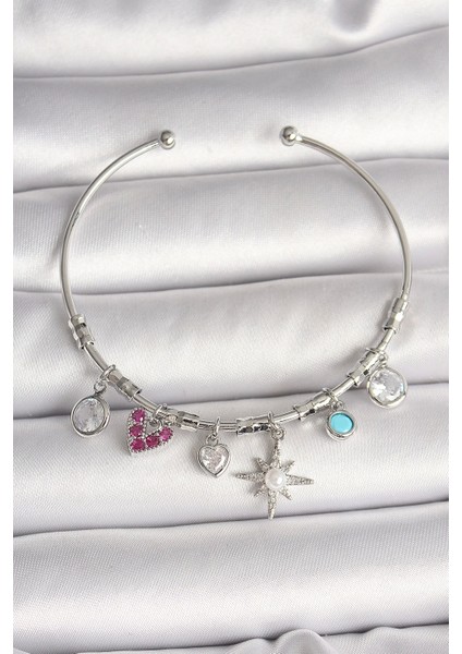 Pirinç Gümüş Renk Sallantı Zirkon Taşlı Kutup Yıldız Figür Kalp Detay Charm Kadın Bileklik