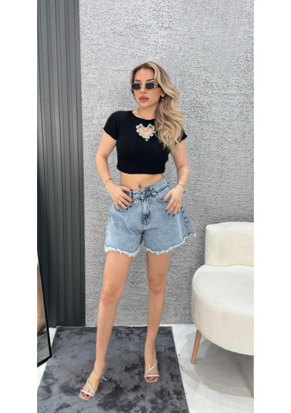 Glow Taş Işlemeli Kalp Detaylı Yarım Kollu Crop Triko Tişört modelleri