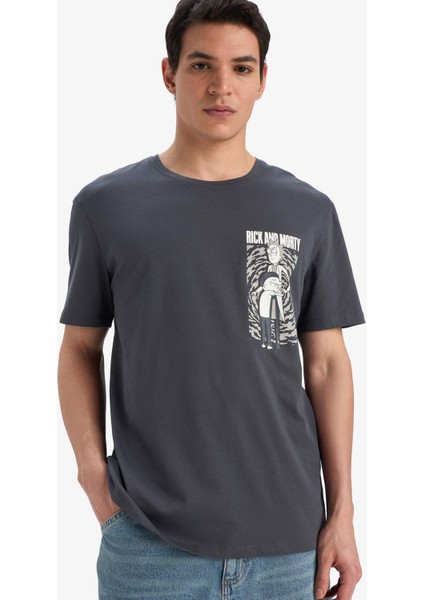 %100 Pamuk Rick and Morty Regular Fit Bisiklet Yaka Kısa Kollu Tişört E4752AX25SP