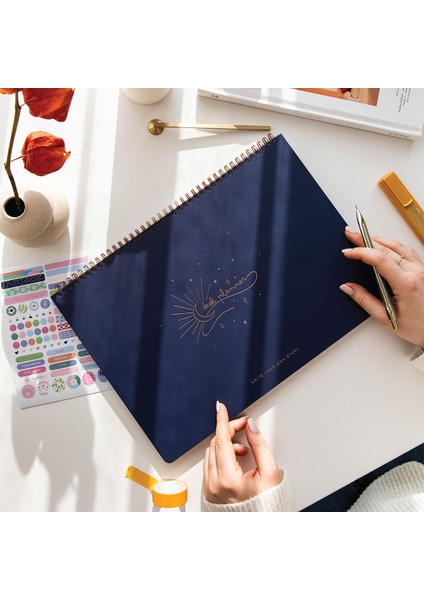 Süresiz Haftalık Spiralli Masaüstü Planlayıcı 24X34 cm - Desk Planner Lacivert