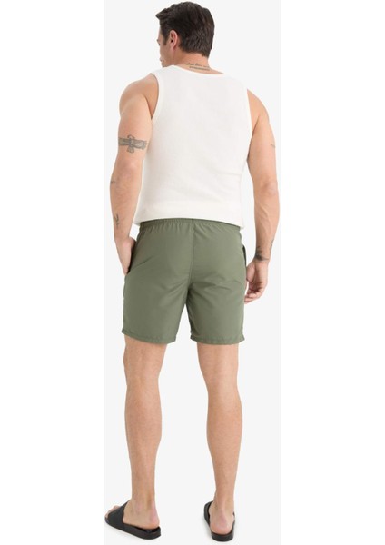 Regular Fit Kısa Boy Cepli File Astarlı Beli Bağcıklı Düz Hafif Kumaş Deniz Şortu E5133AXNS