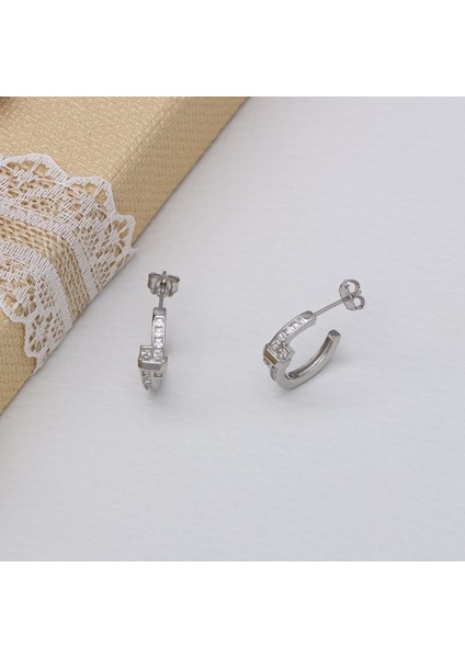 925 Ayar Gümüş Zirkon Taşlı Kadın Halka Küpe modelleri